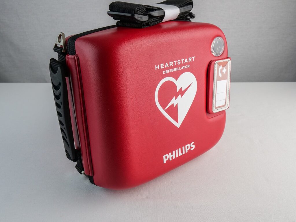 Santinel - Ensemble défibrillateur HeartStart FRx et accessoires (Fr) - Aperçu de côté