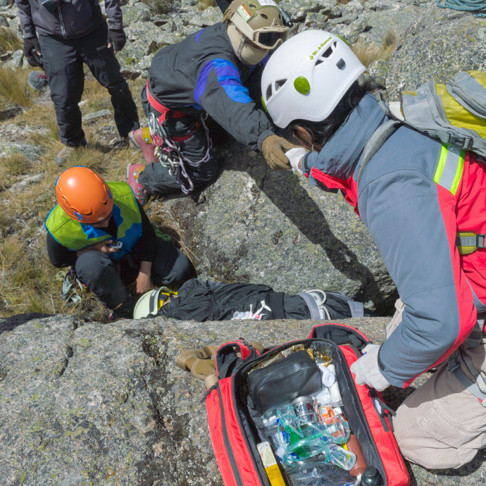 Remote area first aid (8h)